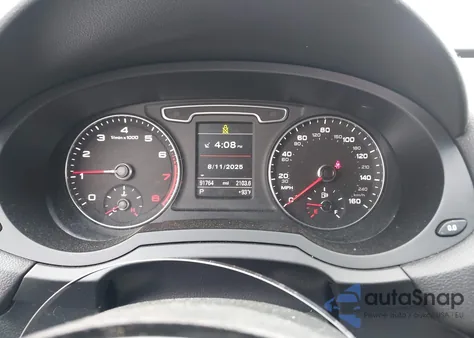 2015 Audi Q3 2.0T Premium Plus z USA, uszkodzony, nr VIN WA1GFCFS6FR005564